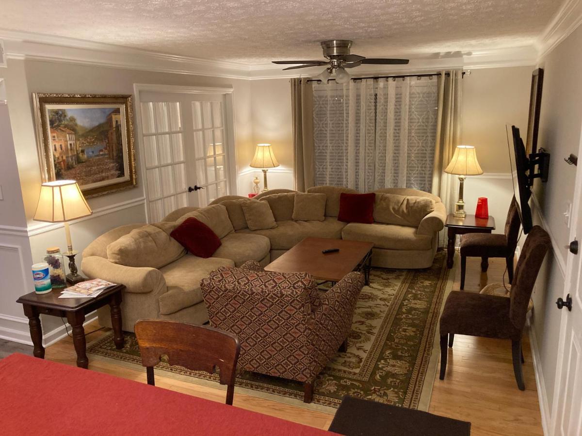 Spacious 3 Bedroom 2 Bath Condo Close To Five-Points In Athens Zewnętrze zdjęcie